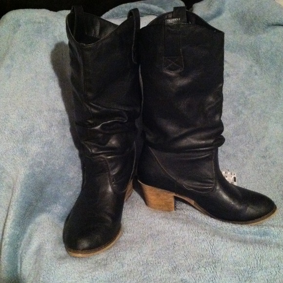 Black leather feel boots
