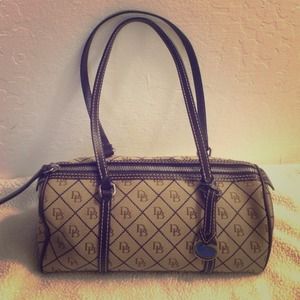 Dooney & Bourke handbag