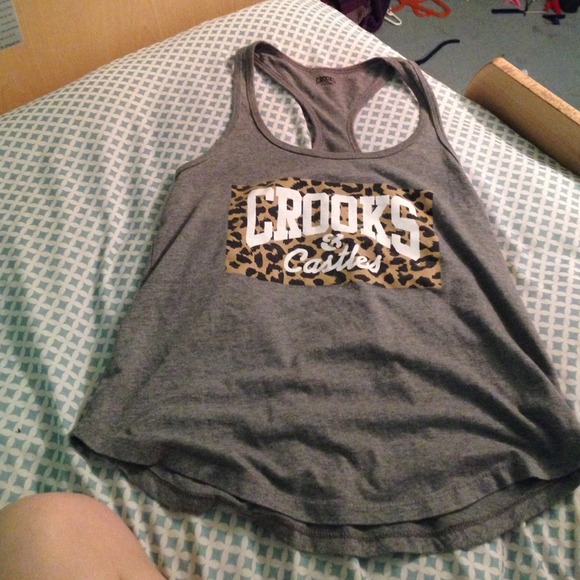 Crooks & castles tank & vs cheetah shirt