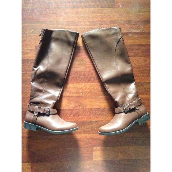 brown knee high boots! 💕$32 shipped pp! 💕