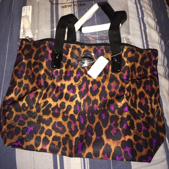 Beautiful, Authentic Coach set (small) - Picture 2 of 4