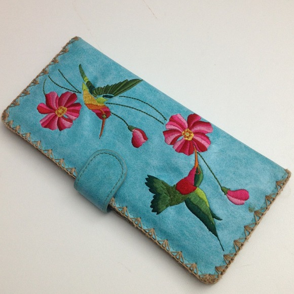 Hummingbird embroidered wallet