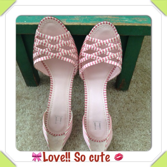 ⛔️Vanished⛔️🎭2X HP🎭Pink&white striped heels - Picture 2 of 4