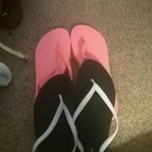 NWT Flip flio bundle