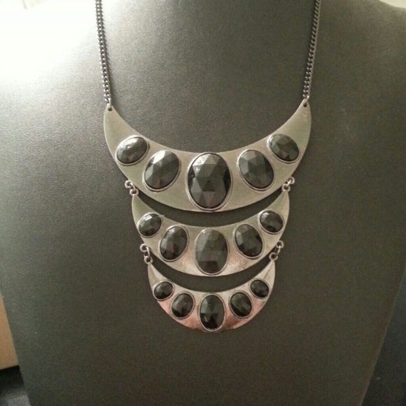 Unique Tier Necklace