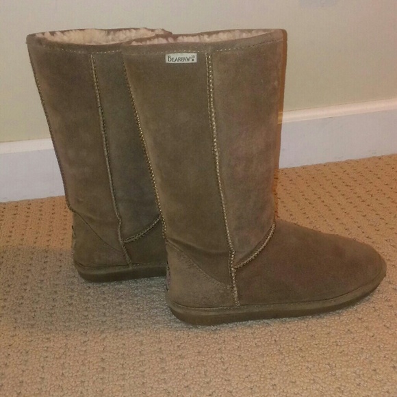 Bearpaw boots tall!