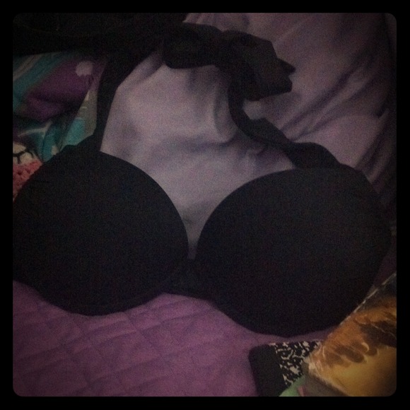 Black push up bikini top.