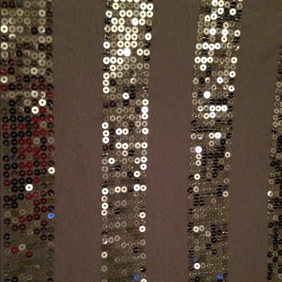 Grey/Silver Sequence Tank - Picture 2 of 4
