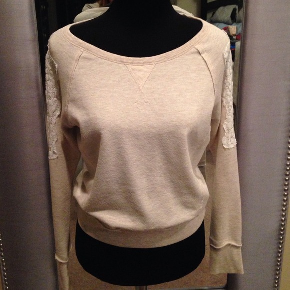 ⚡️⚡️sold⚡️⚡️Delia's top