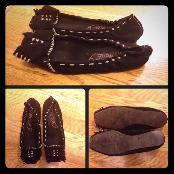Black suede flats-EUC
