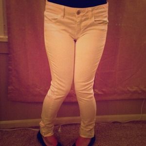 American Eagle White Skinnies