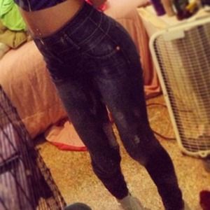 High wasted skinny jeans