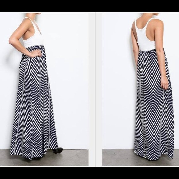 GORGEOUS DRESS!!! - Picture 2 of 2