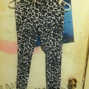 Leopard leggings