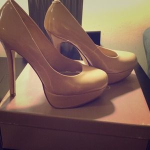 Bakers Nude Patent Leather Pump