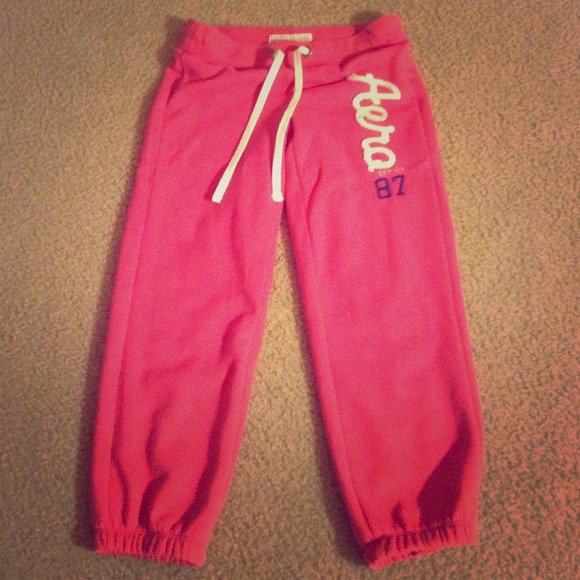 Aèropostale sweats
