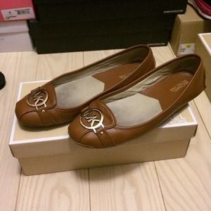 Michael Kors leather ballet flats