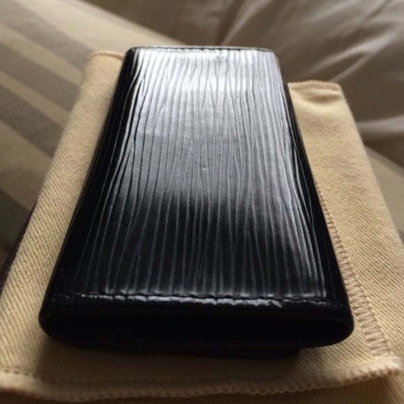 SOLD - Picture 3 of 4