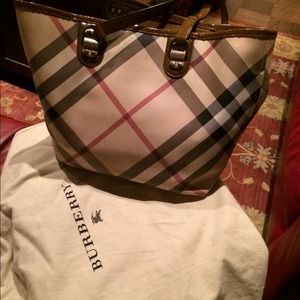 Authentic Burberry bag!!