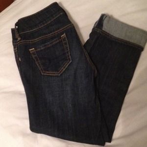 American eagle denim capris
