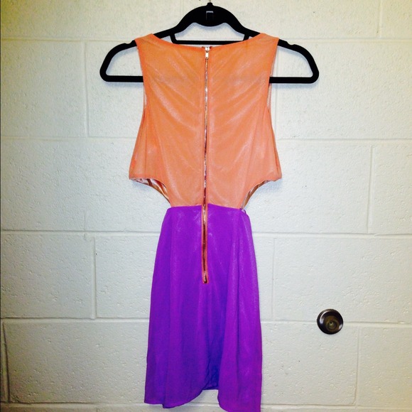 •SOLD• - Picture 3 of 4