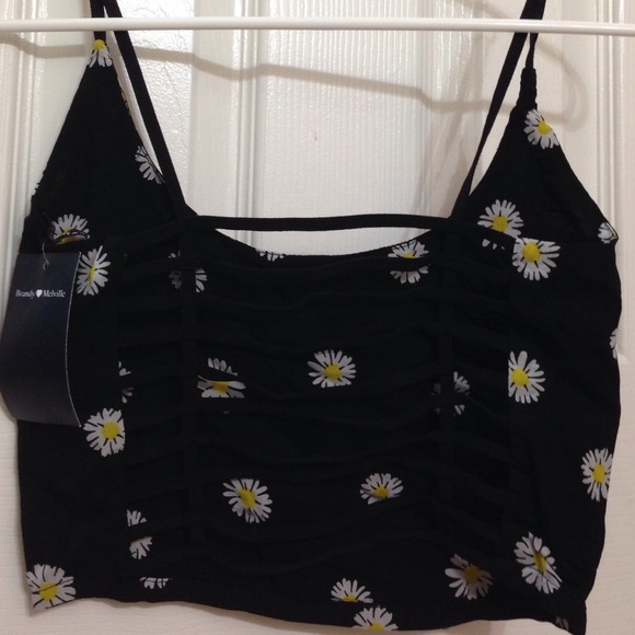 Brandy Melville Mireya Daisy Crop Top - Picture 2 of 3