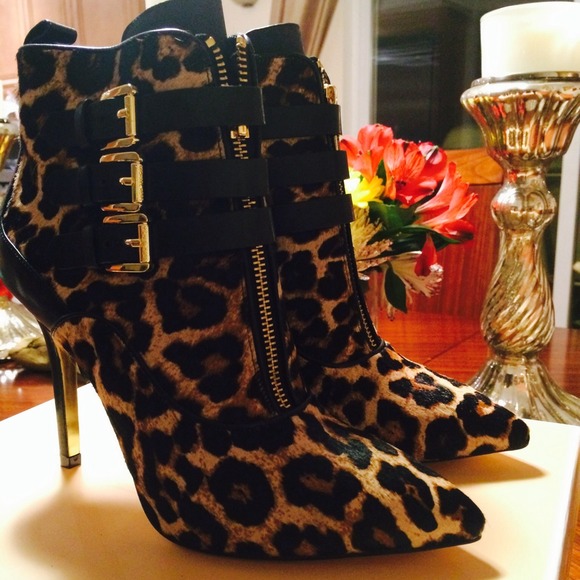 Designer boots - Picture 2 of 2