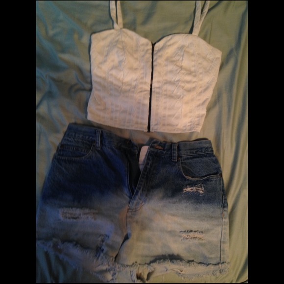 High waisted ombré jean distressed shorts