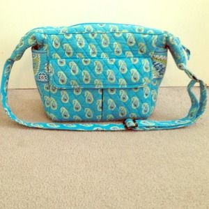 TRADEDLarge Vera Bradley bag!