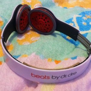 *price reduced* Beats headphones 🎧