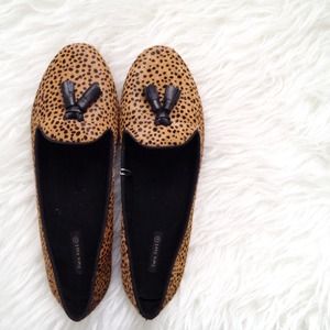 Zara Shoes - ✨HP!✨ Pony hair animal print loafers! Zara Shoes - ✨HP!✨ Pony hair animal print loafers!
