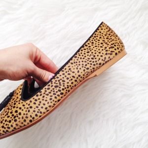 Zara Shoes - ✨HP!✨ Pony hair animal print loafers! Zara Shoes - ✨HP!✨ Pony hair animal print loafers!