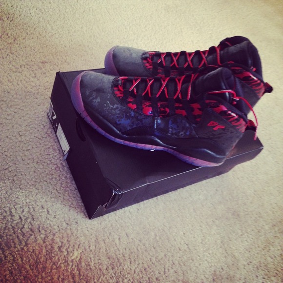 DB 10s ✔️ SOLD