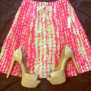 Pink and tan flowy skirt 💕