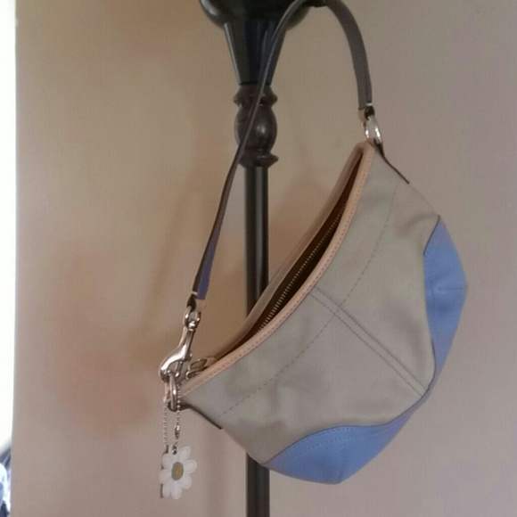 Signature sufflette leather handbag Coach Blue in Leather  Authentic Coach Hobo Bag, Light Blue/Khaki