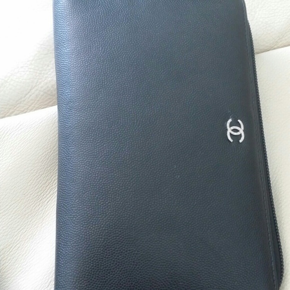 Chanel wallet