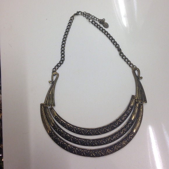 Necklace - Picture 1 of 1