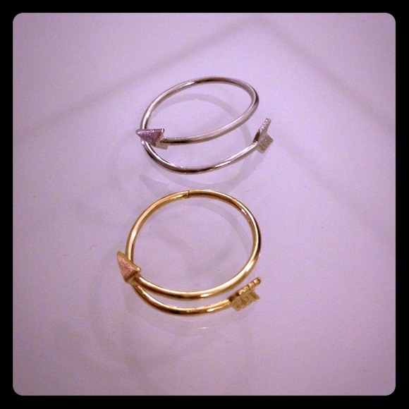 2 Arrow Rings