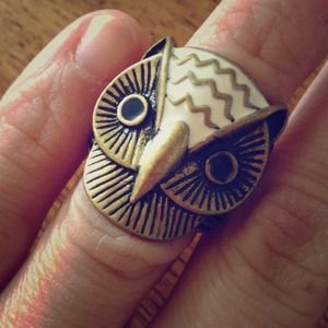 Super cute owl ring