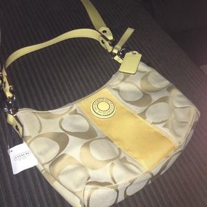 100% real Coach purse. Worn once.