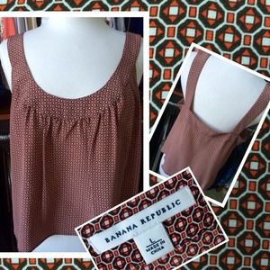 🎤Host Pick 9/13🎶 Banana Republic Red