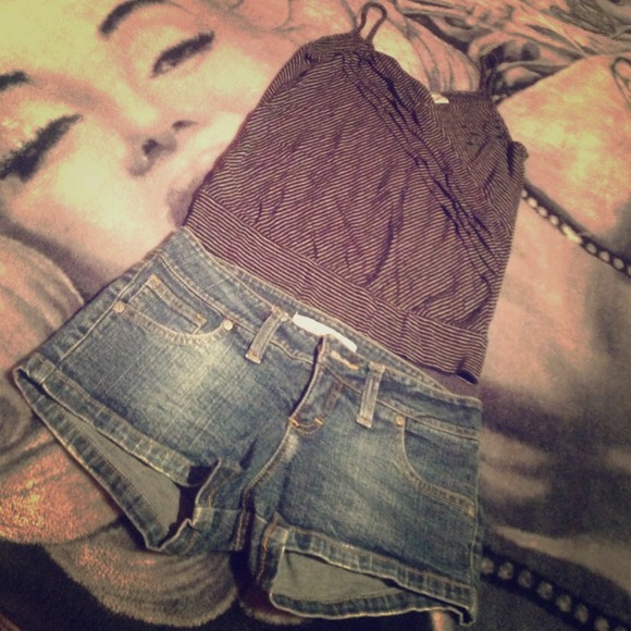 Old Navy Top and Lavoro Shorts! - Picture 1 of 3