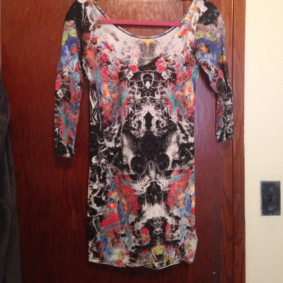 Motel Dress - Picture 2 of 2