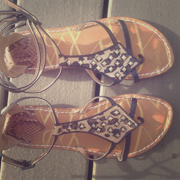 Sam and Libby leopard print sandals