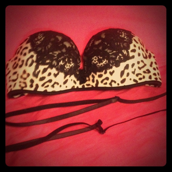 Victoria's Secret Bra 32a 💕