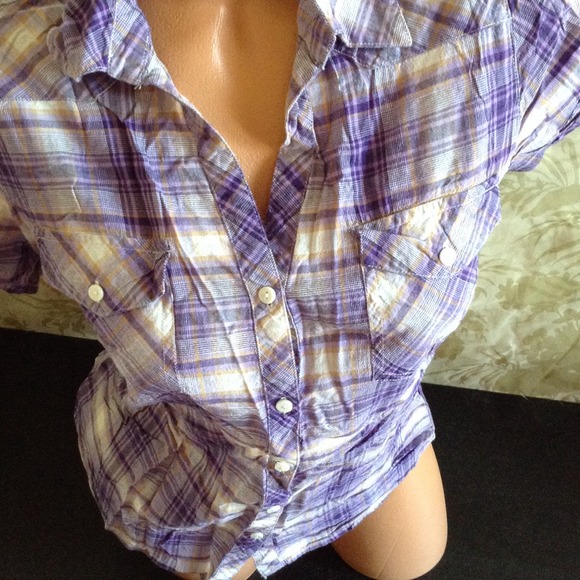 Plaid top - Picture 2 of 2