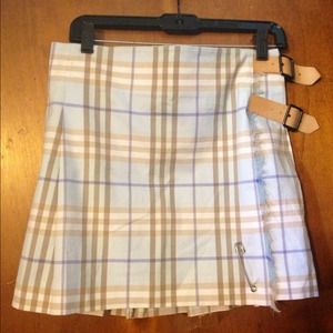 Burberry skirt