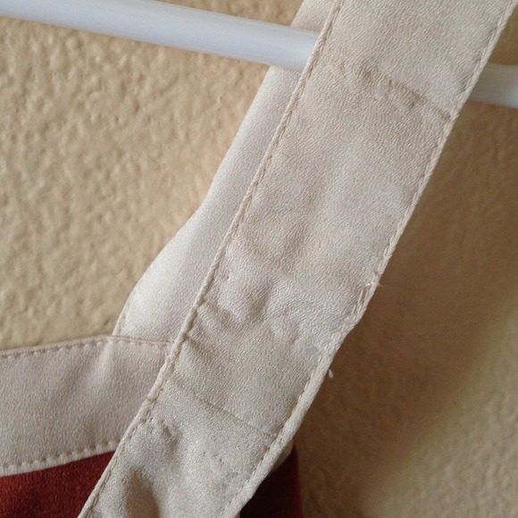 Rust Buttoned Top - Picture 3 of 3