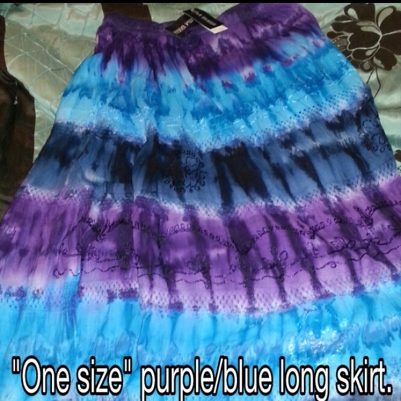 Long blue/purple akirt