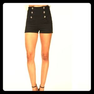 HIGH HIGH WAISTED MATELOT SHORTS